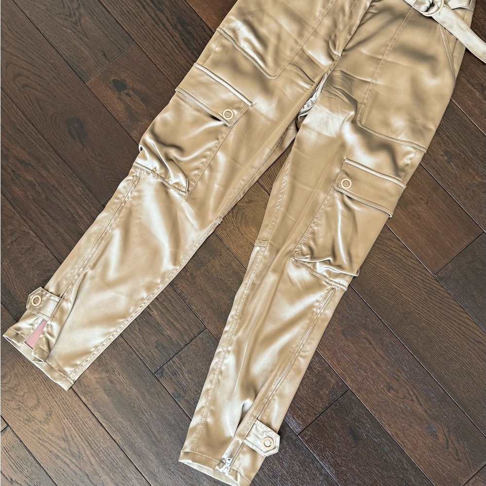 Simkhai
high-rise cargo-pocket trousers